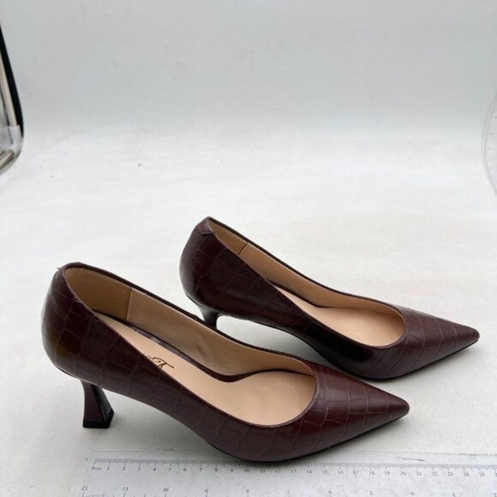 Fowt Simple Solid Croc-Embossed Pointed Toe Black… - image 4